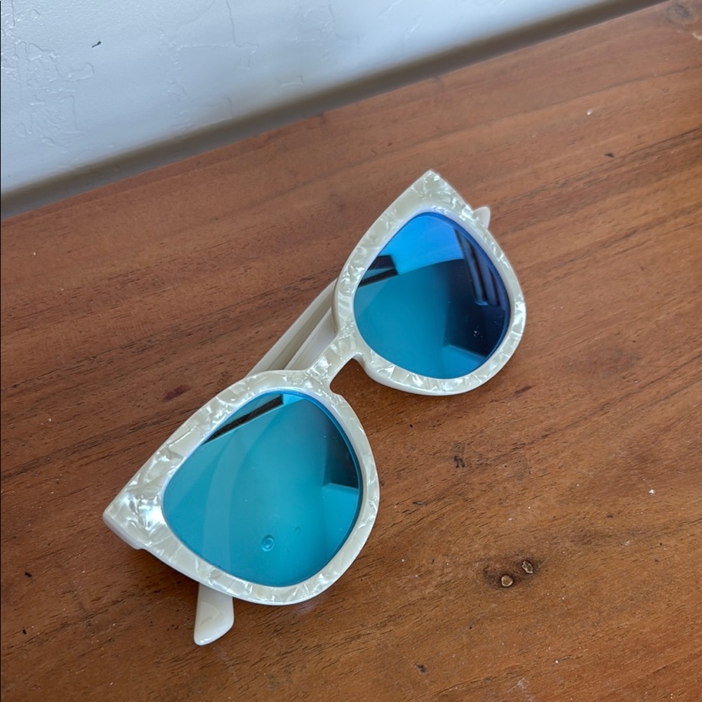 Quay Australia Pearl White Sunglasses
